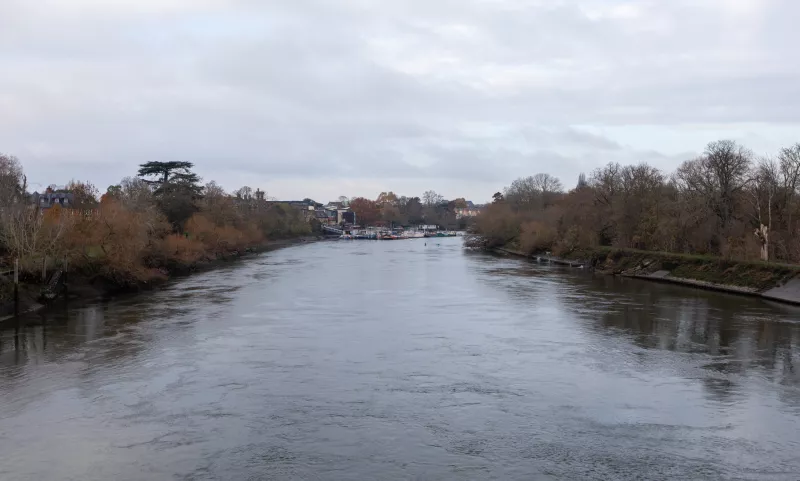 A December 2023 view of the Thames from Richmond Lock & Weir.