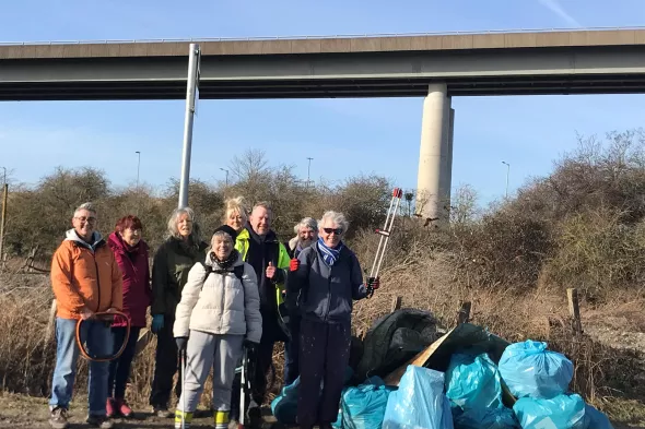 People taking part in a litter pick on the Thames foreshore