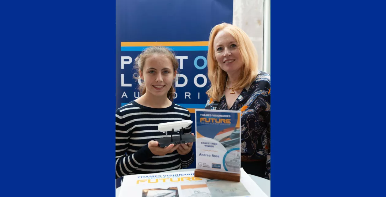 Sian Foster, Director of PLA Corporate Affairs and Andrea, Thames Visionaries Winner